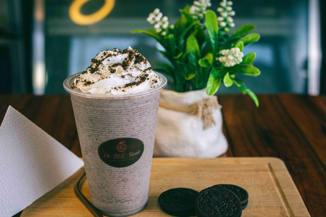 Cookies and Cream Frappe