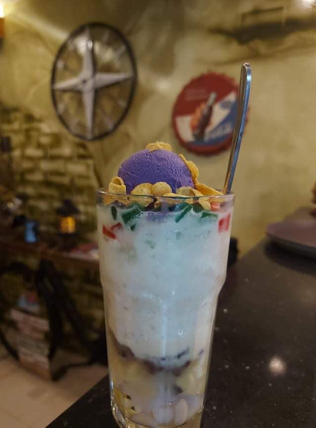 Halo-halo