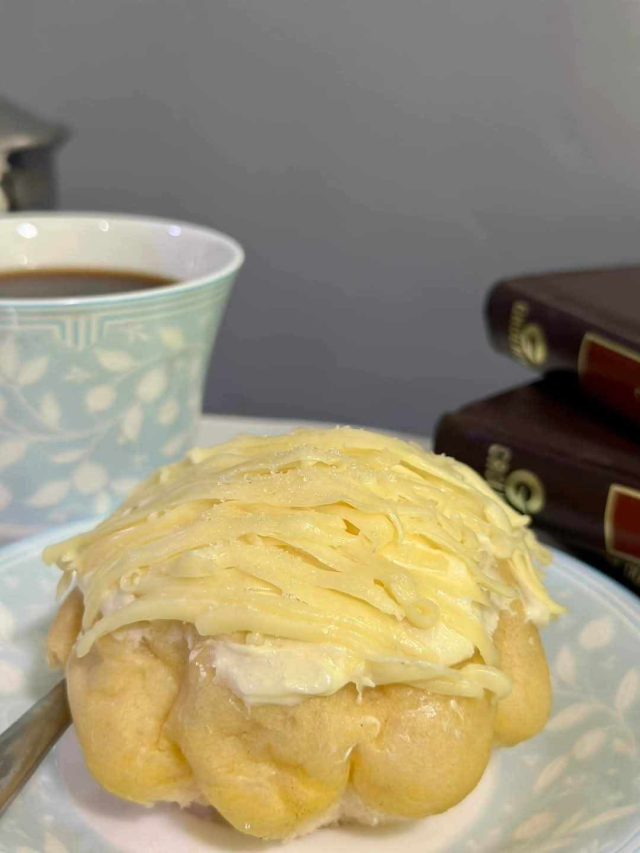 Ambrosia's Classic Ensaymada (1 Day ahead/Pre-order)