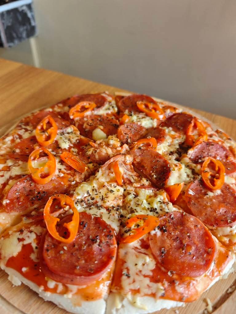 Beef Pepperoni Pizza (10 Inches)